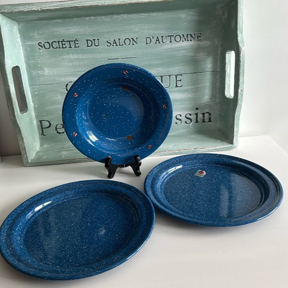 Bundle Blue Speckled Enamelware Dinner Plates (2) and A Soup Bowl Cinso & Tres - Picture 1 of 10